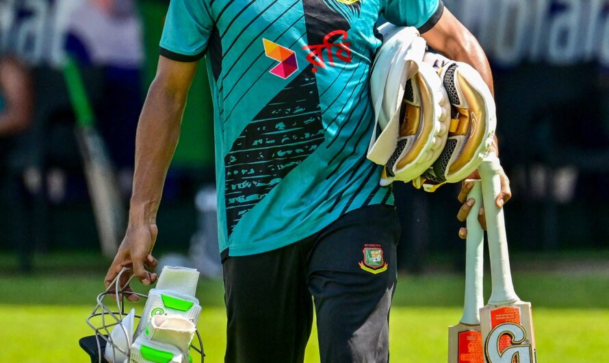 Mehidy or Nayeem? Bangladesh face selection dilemma